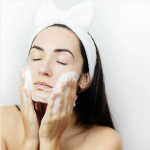 Age in Grace Moisturizing Facial Cream